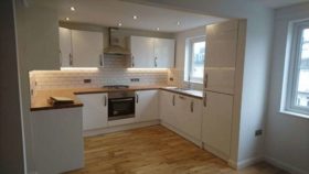 2 bedroom Flat to re...